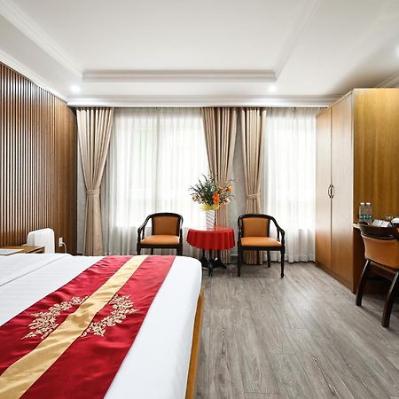 The River Park Hotel Thành Pho Ho Chí Minh Esterno foto