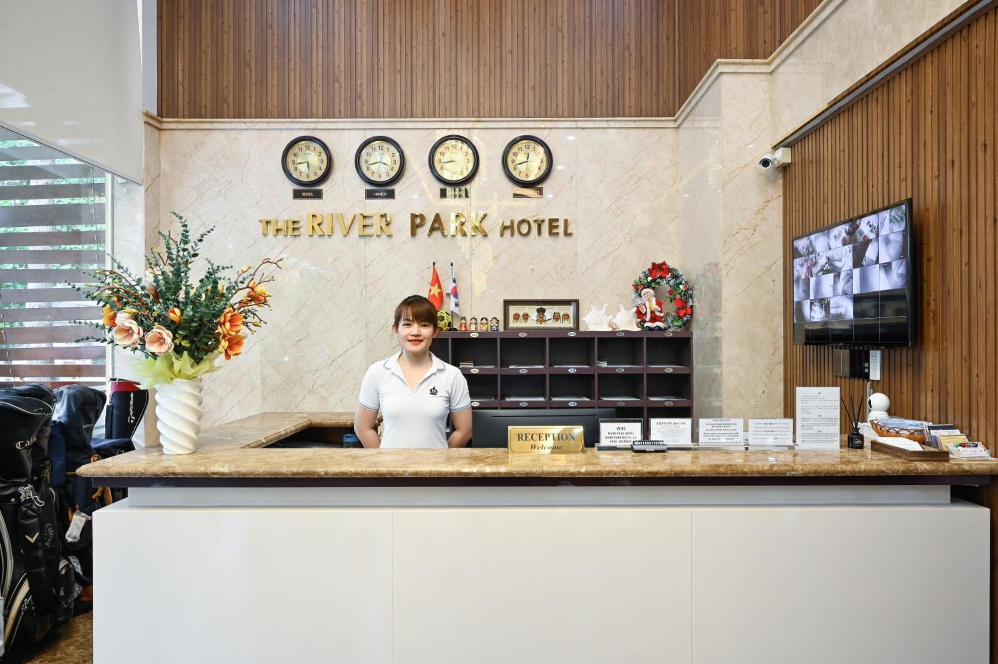 The River Park Hotel Thành Pho Ho Chí Minh Esterno foto