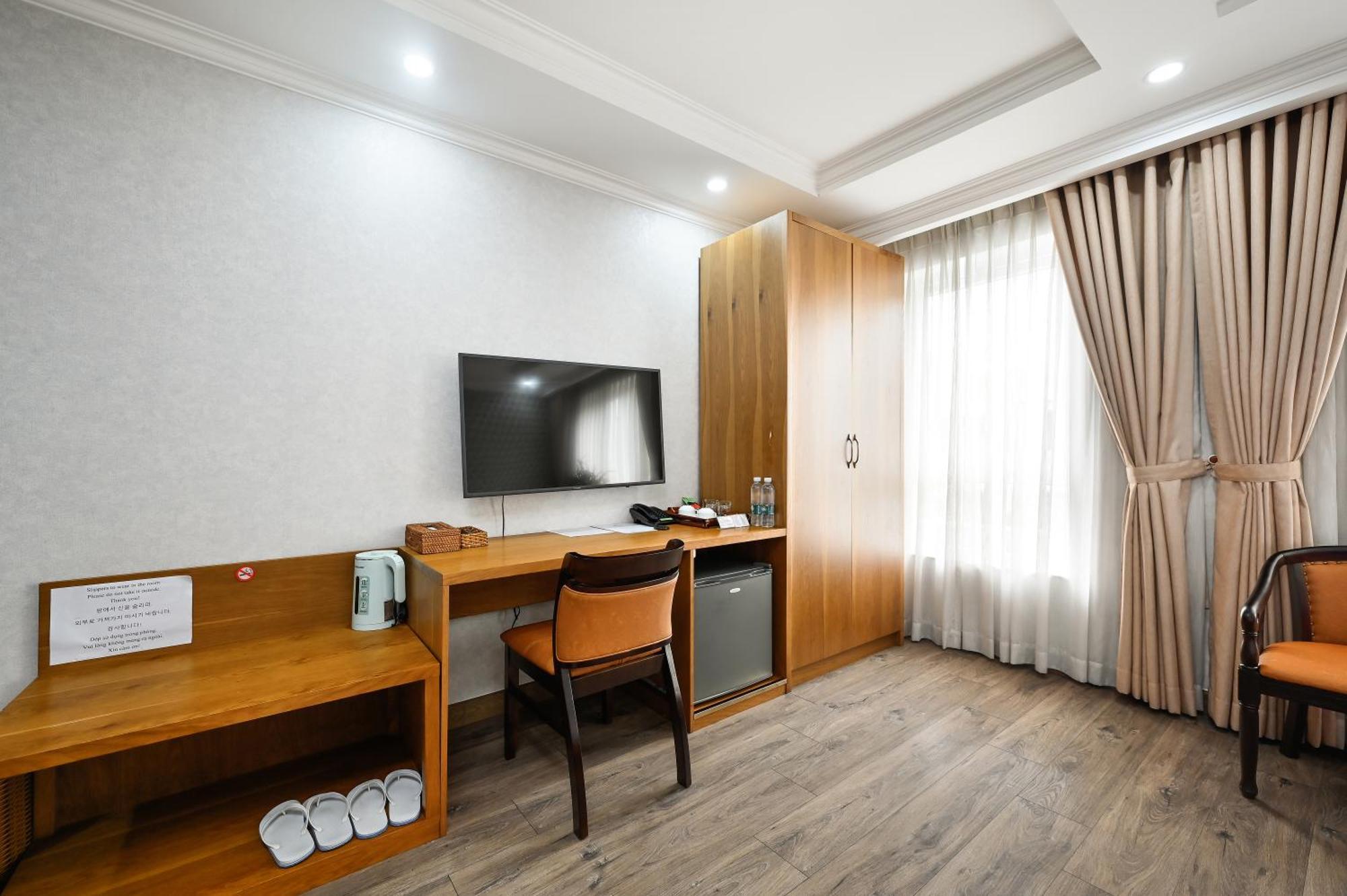 The River Park Hotel Thành Pho Ho Chí Minh Esterno foto