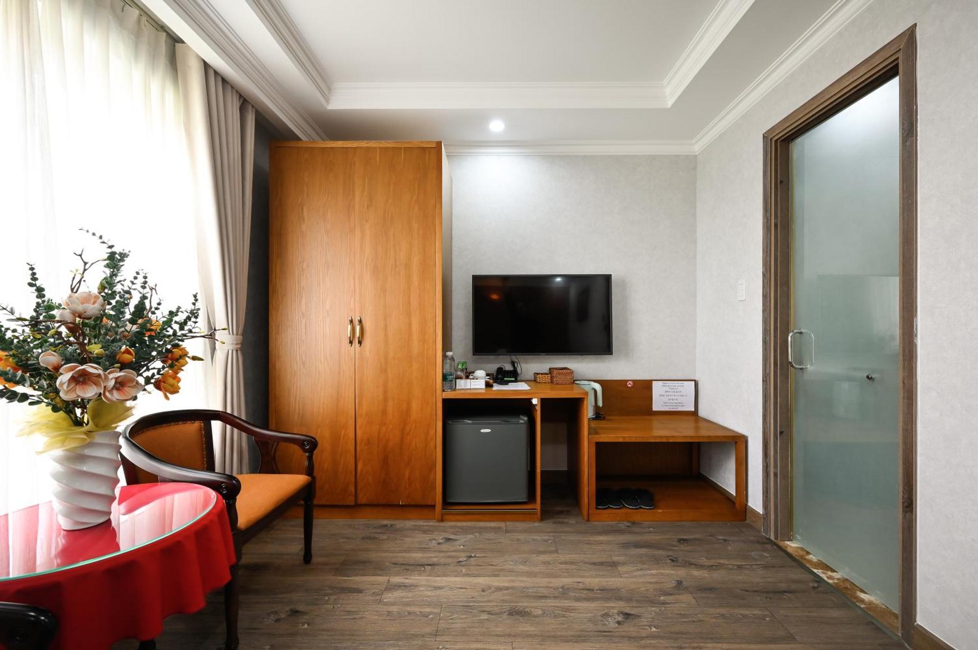 The River Park Hotel Thành Pho Ho Chí Minh Esterno foto