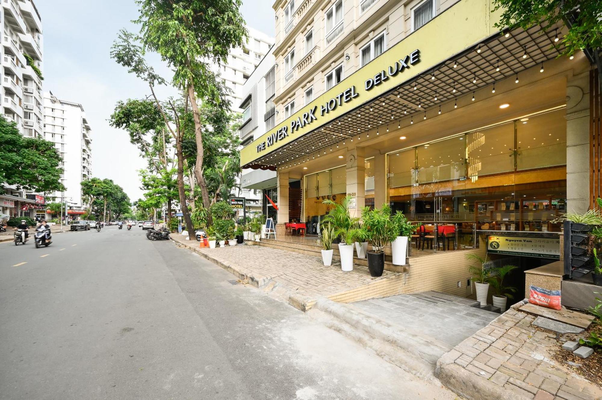 The River Park Hotel Thành Pho Ho Chí Minh Esterno foto