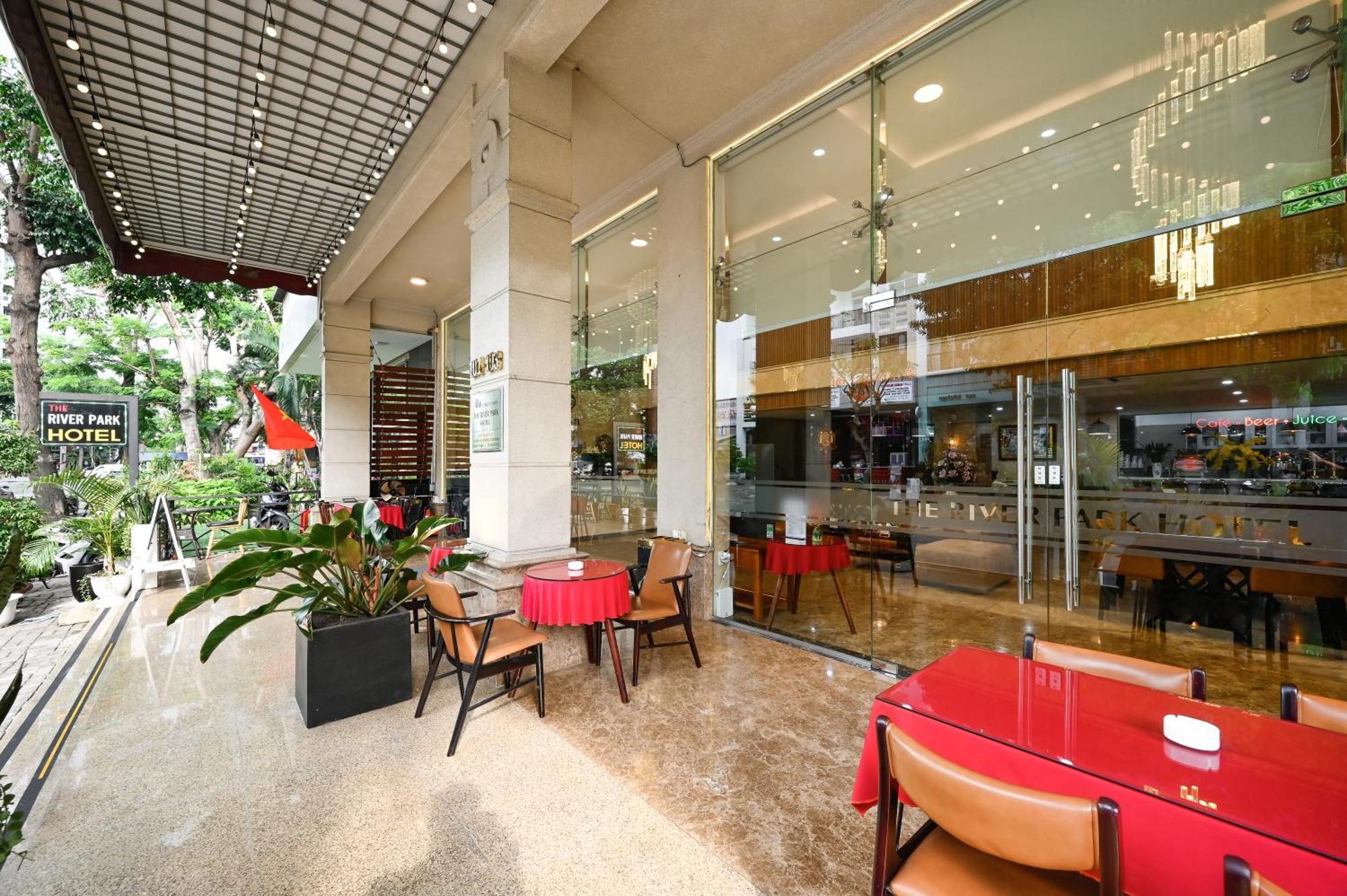 The River Park Hotel Thành Pho Ho Chí Minh Esterno foto
